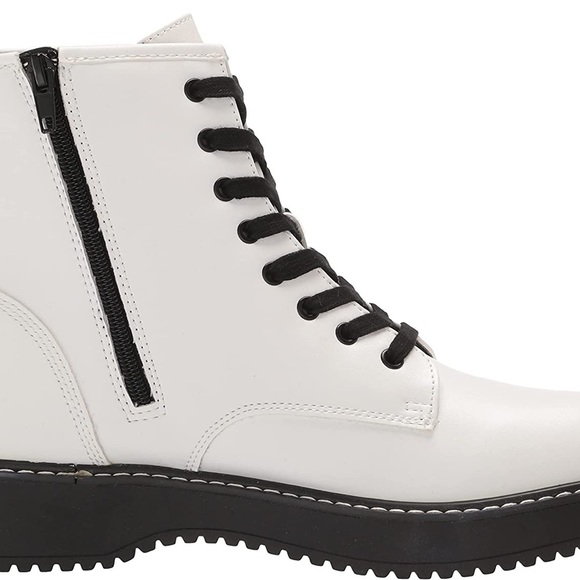 Platform boots|  black laces| Madden girl - Picture 4 of 7